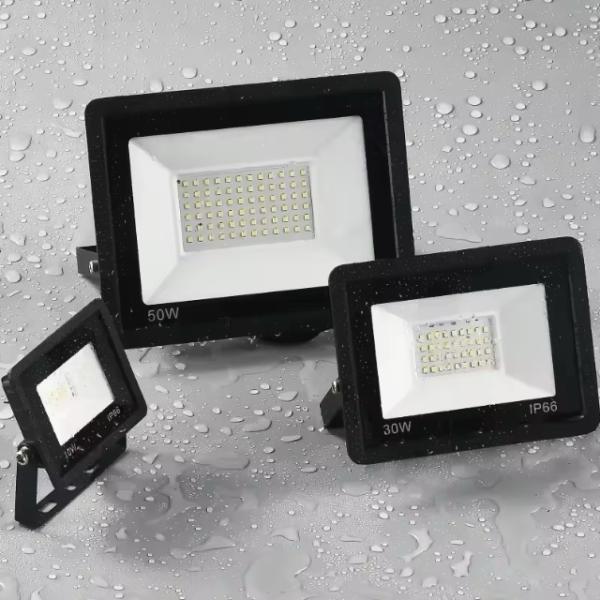 დიოდური პროჟექტორი 100 lm/W IP66 200w 6500k - Image 3