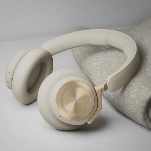 Bang & Olufsen Beoplay HX Wireless ANC headphones  - Image 14