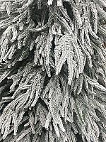 დათოვლილი ნაძვის ხე - 210სმ სრულად სილიკონის ტოტებით - Thumbnail 3