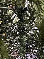 დათოვლილი ნაძვის ხე - 240სმ გირჩით და კენკრით PE+PVC - Thumbnail 4